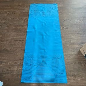 Blue Lululemon hot yoga mat dry off great for wet environments
